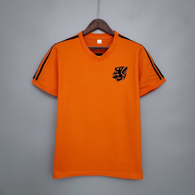 AAA Quality Netherlands 1974 Home Soccer Jersey